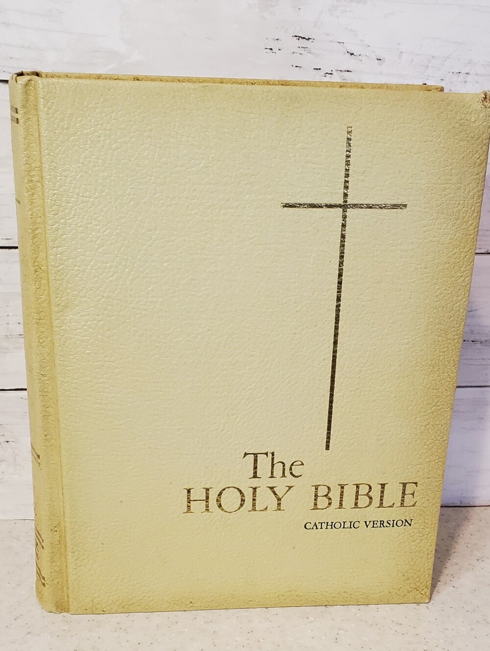Vintage 1963 Catholic Holy Bible Good Counsel Confraternity Hardcover Gold Edge